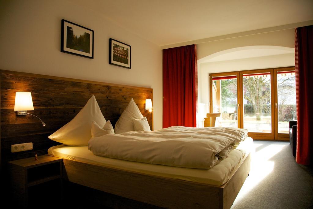 Gaestehaus Weller Oberstdorf Rum bild