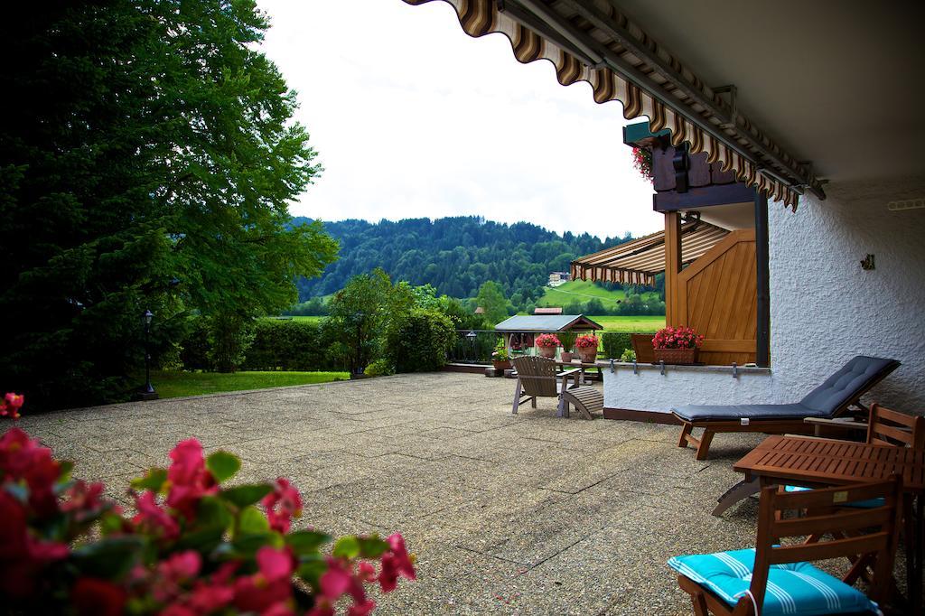 Gaestehaus Weller Oberstdorf Rum bild